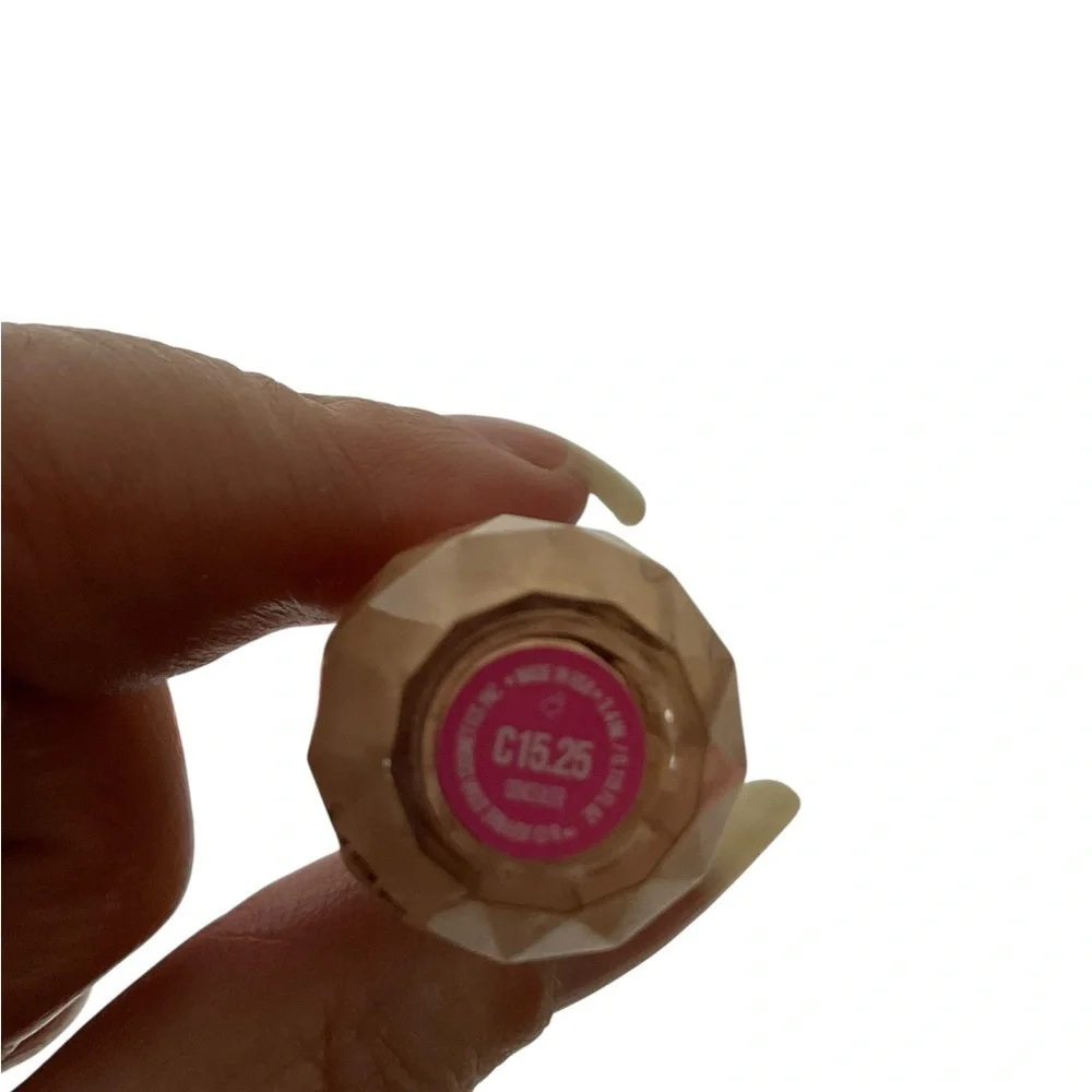 Jeffree Star Magic Star Concealer Color 15.25 Medium